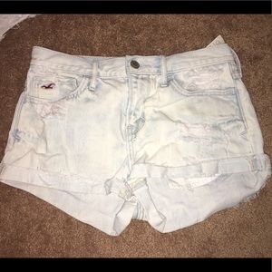 ✨2 FOR $10✨Hollister high waisted jean shorts